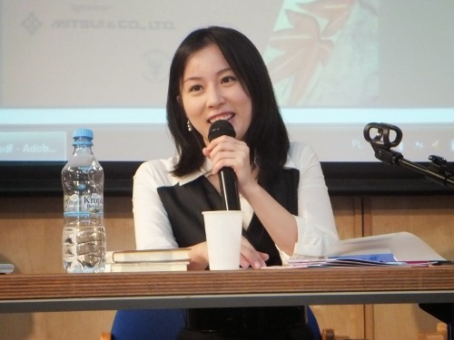 Risa Wataya, Japanese author